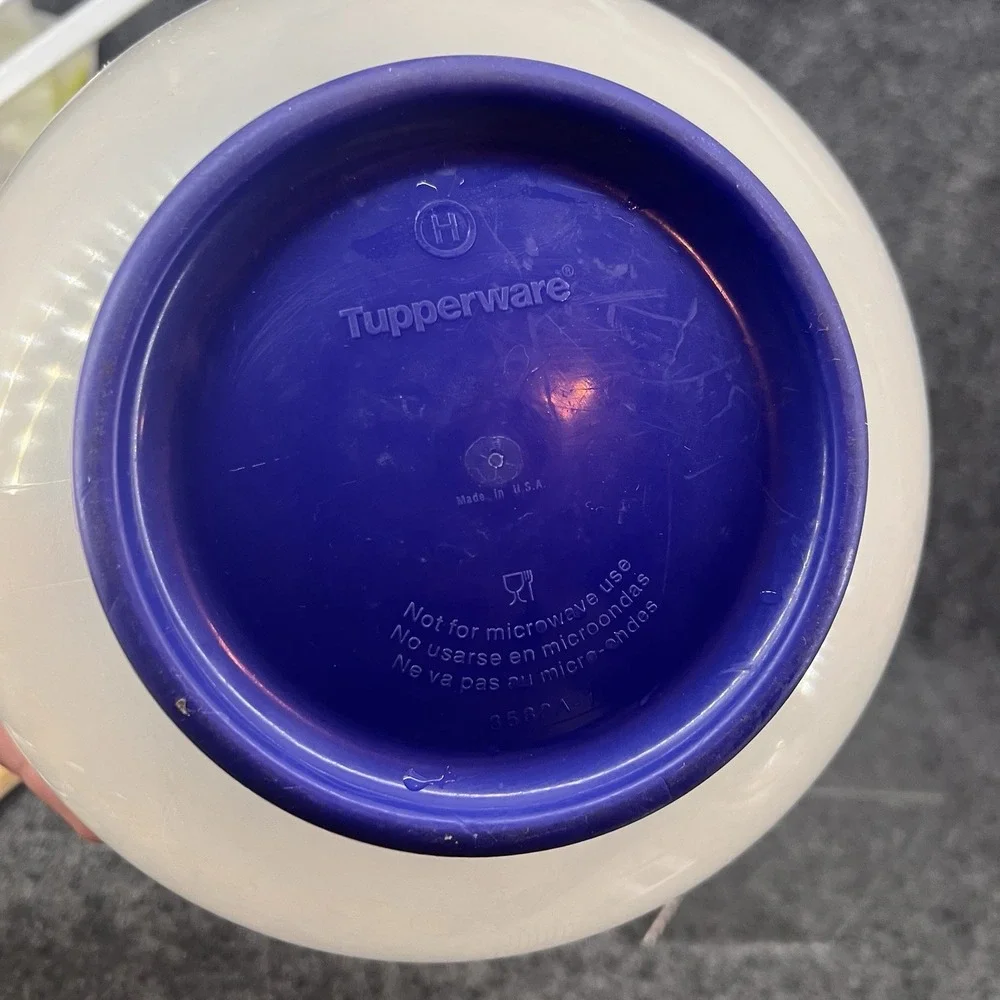 Tupperware Mix-N-Store Plus Measuring Pitcher Batter Bowl 12 Cup Sheer/Blue 3582